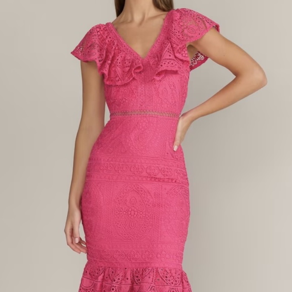 Sleeveless Ruffled V-Neck Crochet Dress